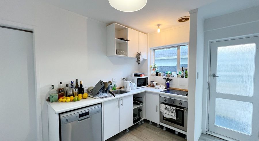  at 4 Burns Avenue, Takapuna, Auckland