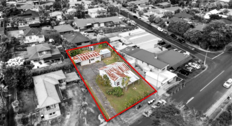  at 14 Godley Road, Green Bay, Waitakere City, Auckland