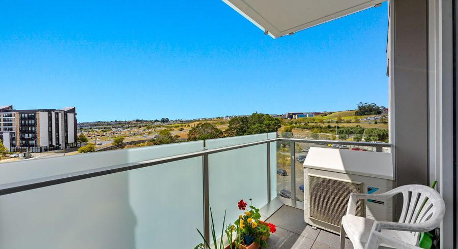  at 403/1 Rose Garden Lane, Albany, North Shore City, Auckland