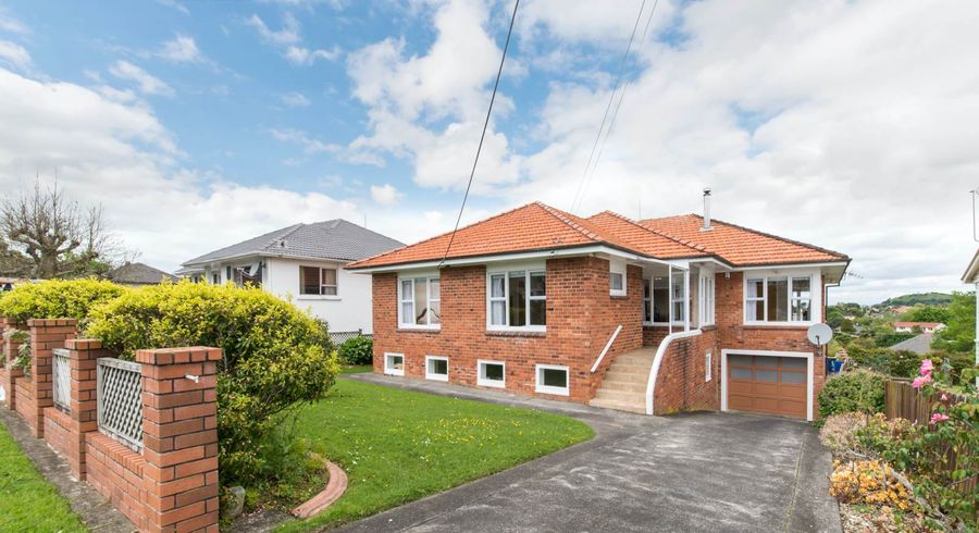  at 19 Williamson Avenue, Belmont, Auckland