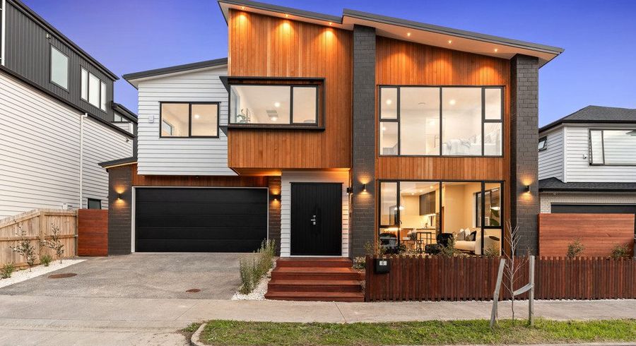  at 6 La Bella Road, Hobsonville, Waitakere City, Auckland