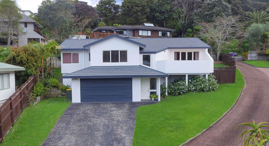  at 13 Dee Place, Torbay, Auckland