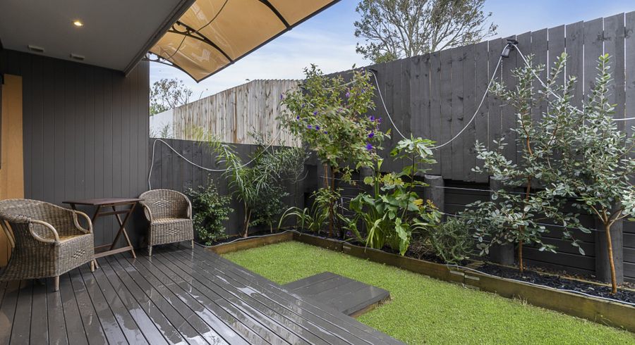  at 12E Kelwyn Road, Kelston, Auckland