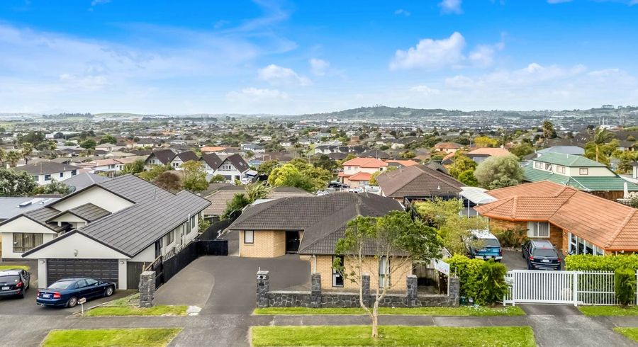  at 22 Hilltop Road, Flat Bush, Manukau City, Auckland