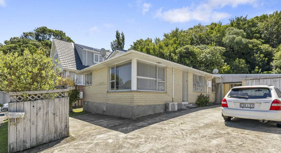  at 9 Magnolia Grove, Maungaraki, Lower Hutt