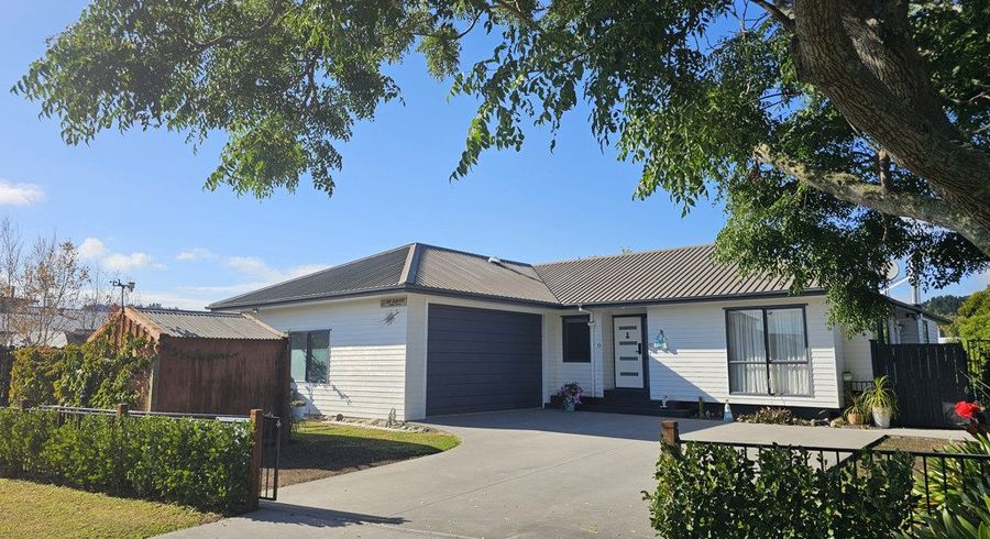  at 13 Martin Place, Cooks Beach, Whitianga