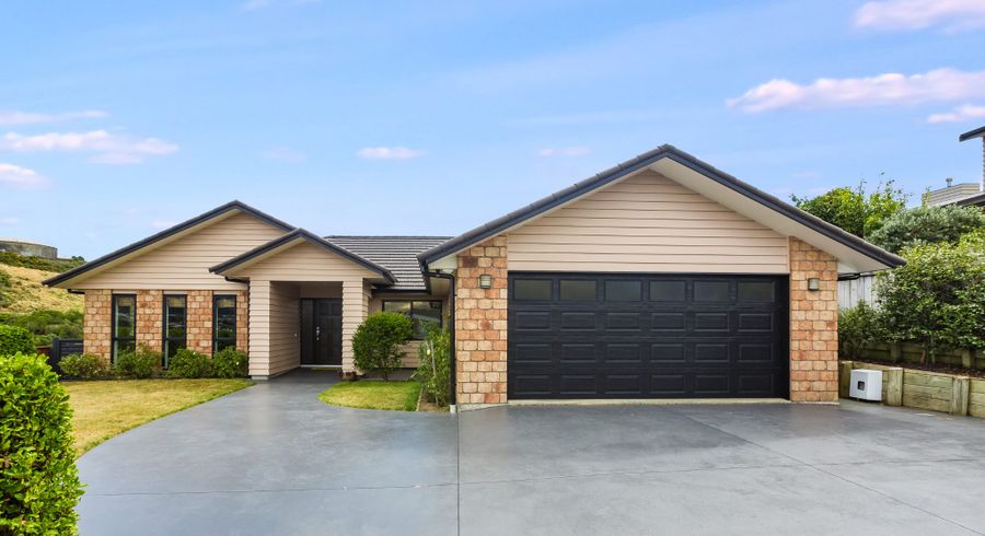  at 14A Kaimai Place, Aotea, Porirua