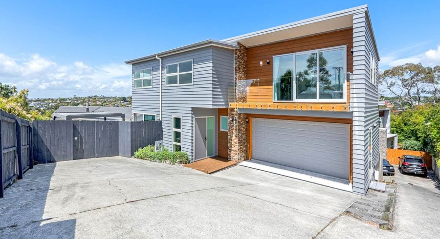  at 17 Limmer Place, Browns Bay, North Shore City, Auckland