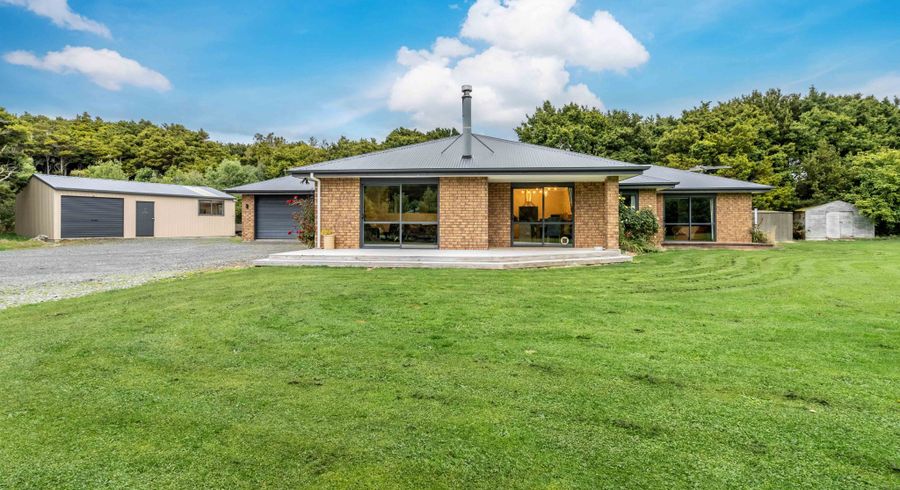  at 30 Matua Grove, Otatara