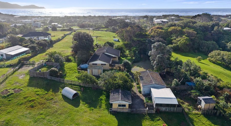  at 107 Paetawa Road, Peka Peka, Waikanae