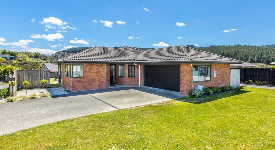  at 9 Percy Kinsman Crescent, Riverstone Terraces, Upper Hutt, Wellington