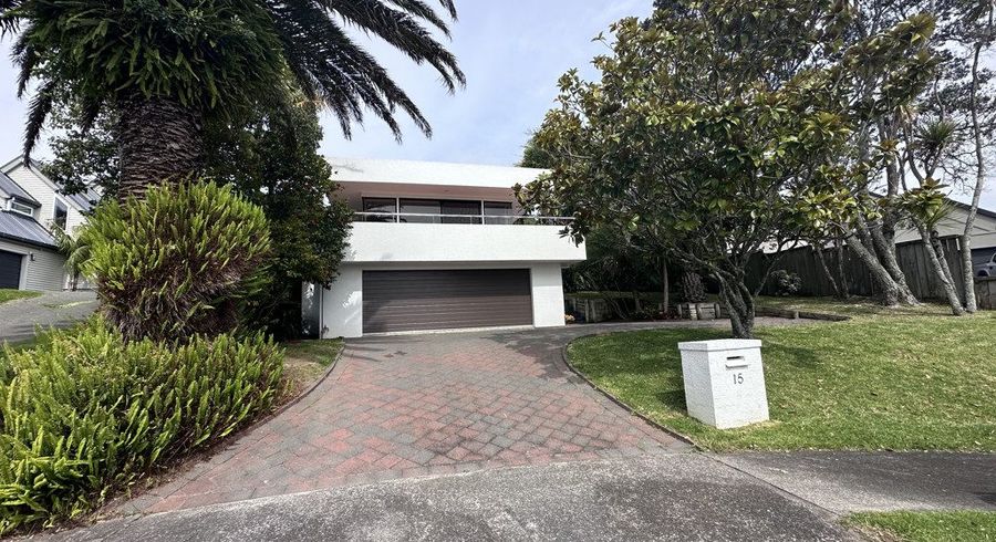  at 15 Perendale Close, Somerville, Manukau
