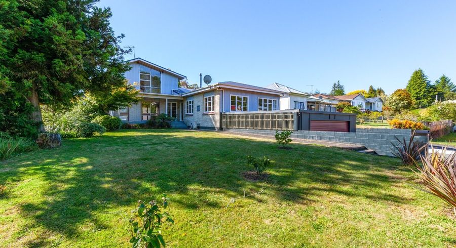  at 8 Hillview Crescent, Taumarunui, Ruapehu, Manawatu / Whanganui