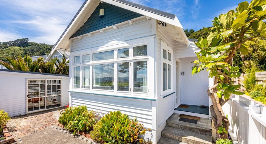  at 57 Marine Parade, Eastbourne, Lower Hutt, Wellington