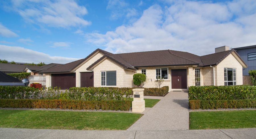  at 242 Harbourside DR, Karaka, Papakura