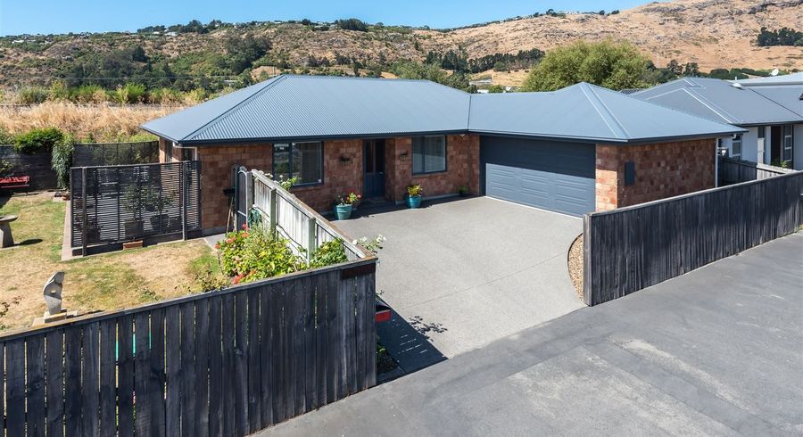  at 19 Hamlet Lane, Heathcote Valley, Christchurch