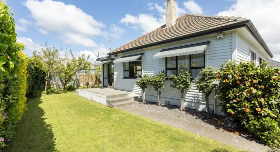  at 900 Duke Street, Mahora, Hastings, Hawke's Bay