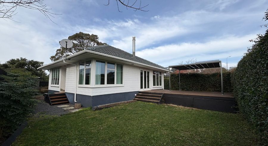  at 17B Brookfield Road, Te Atatu Peninsula, Waitakere City, Auckland