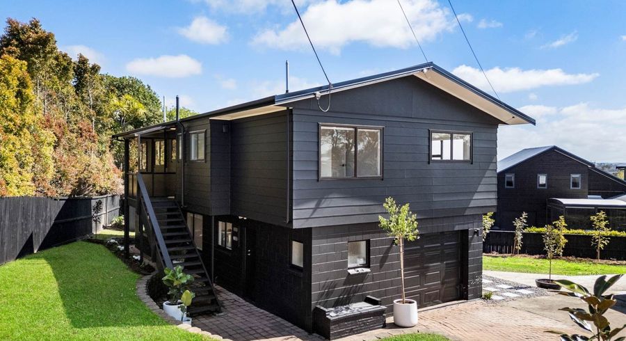  at 1 Tauhinu Road, Greenhithe, North Shore City, Auckland