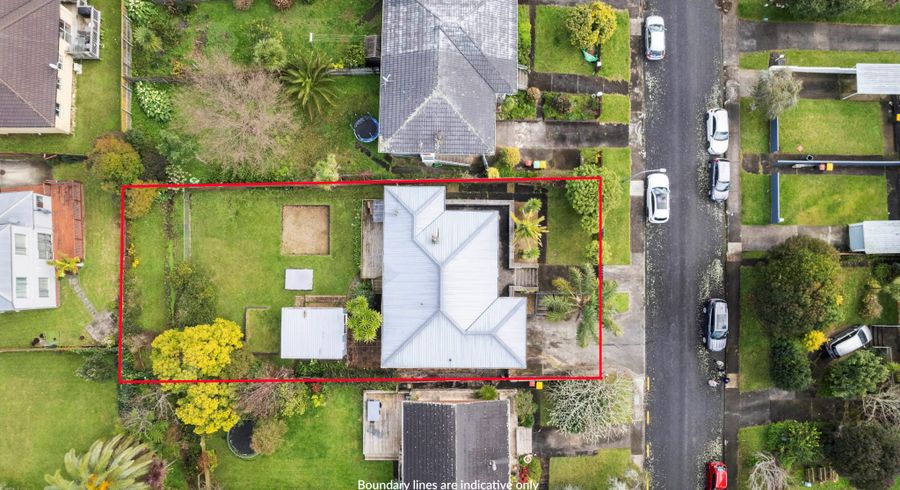  at 8 Pegler Drive, Howick, Manukau City, Auckland