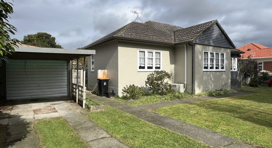  at 272 College Street, West End, Palmerston North, Manawatu / Whanganui