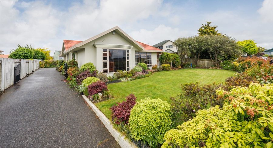  at 27 Leander Place, Milson, Palmerston North