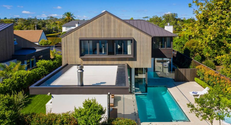  at 82 ROLAND Road, Greenhithe, Auckland