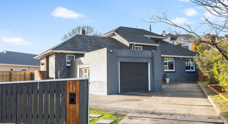  at 39 Whitemans Road, Silverstream, Upper Hutt, Wellington
