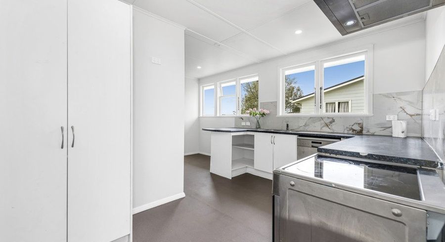  at 56 Kemble Close, Mangere, Manukau City, Auckland