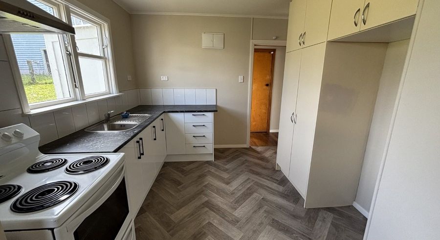  at 82 Leicester Street, Cannons Creek, Porirua, Wellington