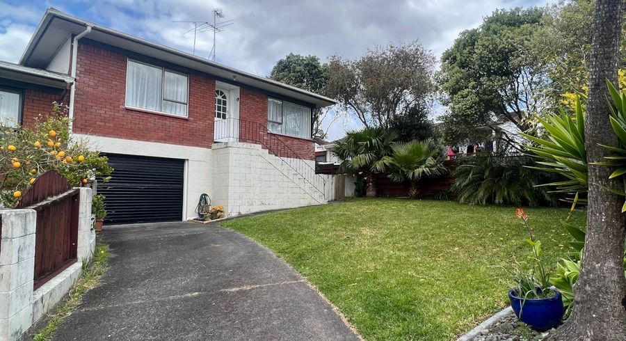  at 3/1 Forsythe Place, Massey, Auckland