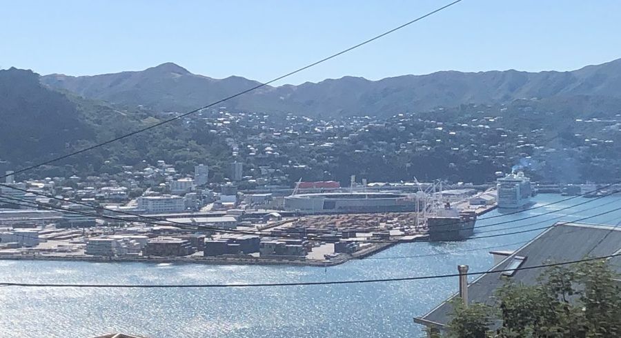  at 43 Palliser Road, Roseneath, Wellington, Wellington