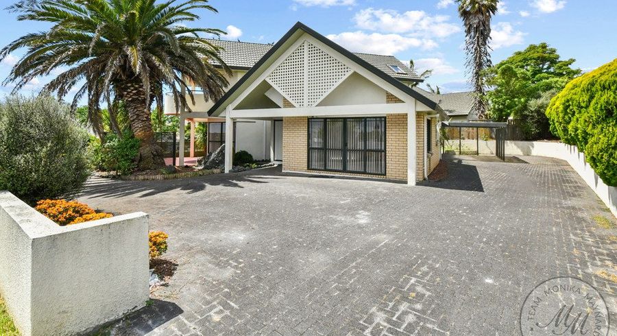  at 1 Capistrano Mews, Goodwood Heights, Auckland