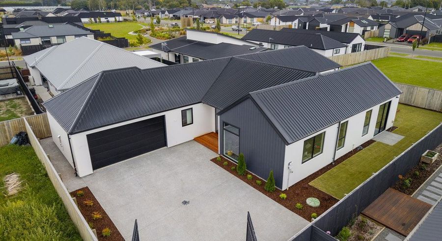  at 11 Lorenzos Lane, Halswell, Christchurch City, Canterbury