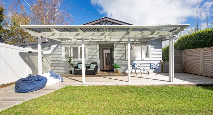  at 1/49 Konini Road, Titirangi, Auckland