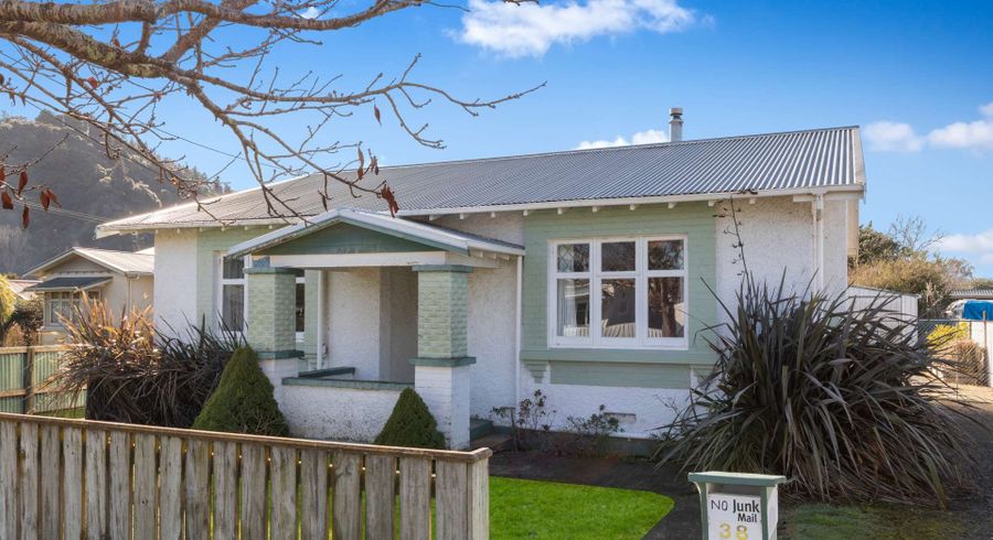  at 38 Cumbrae Place, Aramoho, Whanganui