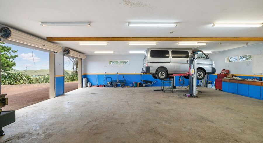  at 1966 Awhitu Road, Waiuku, Franklin, Auckland