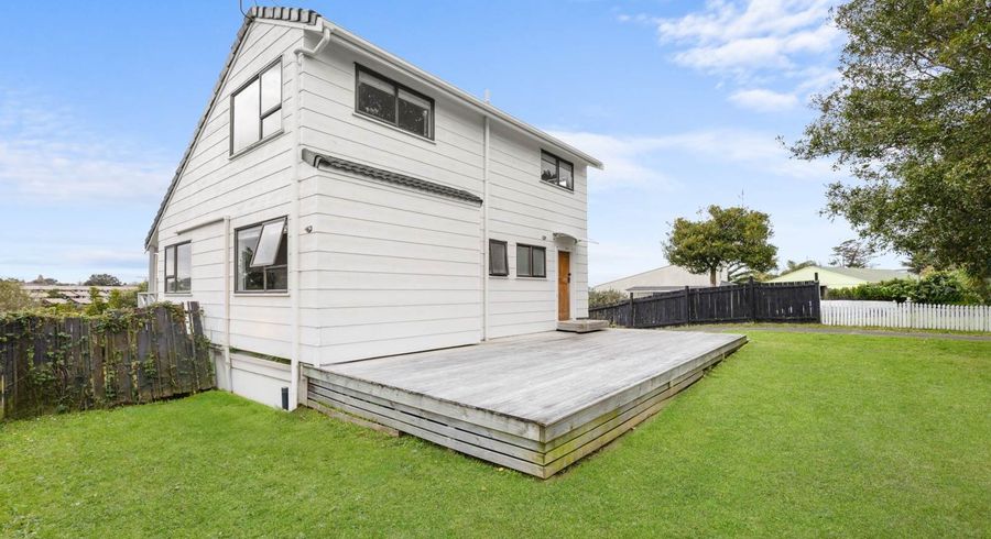  at 1/3 Tahinga Street, Northcote, North Shore City, Auckland