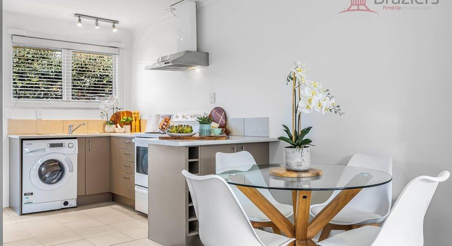  at 2/41 Naseby Street, Merivale, Christchurch City, Canterbury