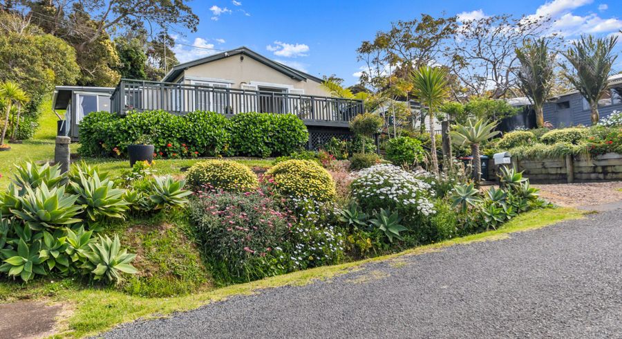  at 11 Beresford Avenue, Surfdale, Waiheke Island
