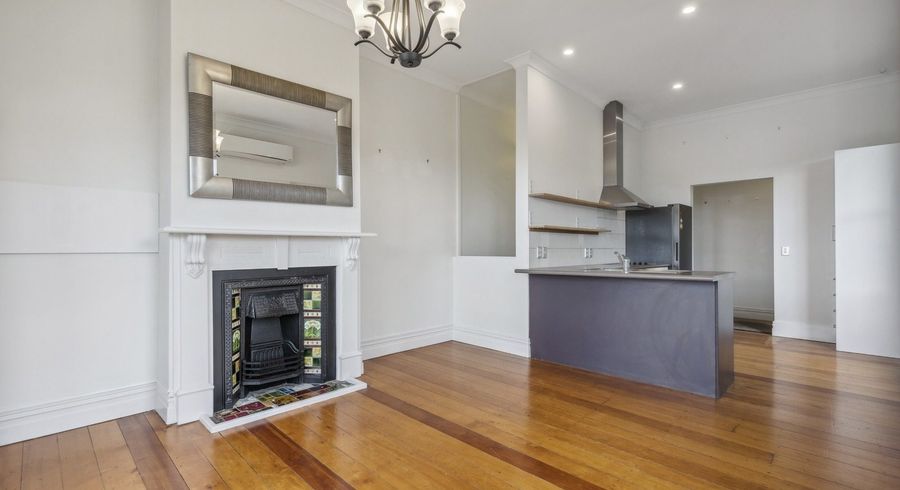  at 24 Charlotte Avenue, Brooklyn, Wellington