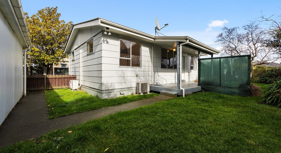  at 1/24 Stapletons Road, Richmond, Christchurch City, Canterbury