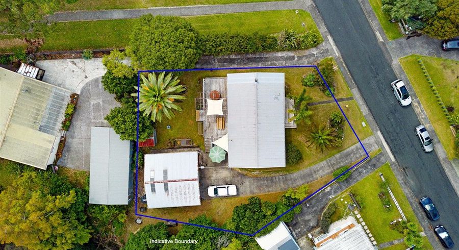 at 26 Dawnhaven Drive, Te Atatu Peninsula, Waitakere City, Auckland