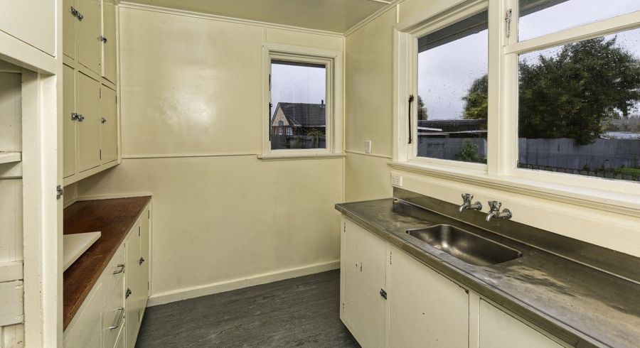  at 15 Willow Street, Hampstead, Ashburton, Canterbury