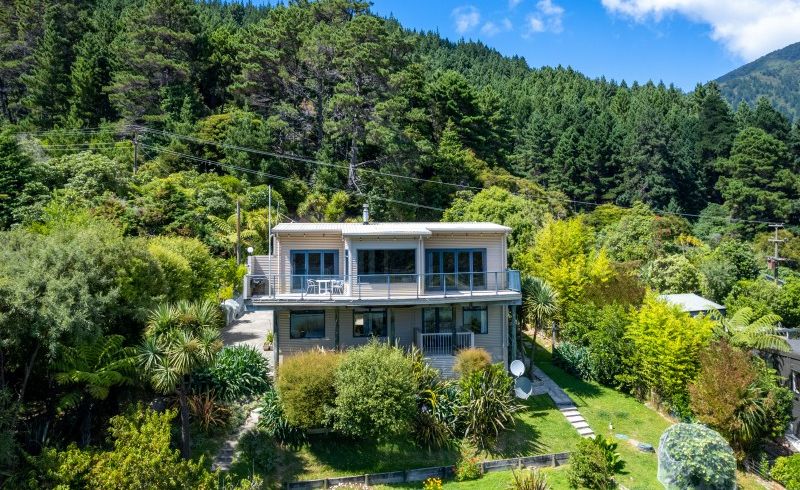 at 595 Port Underwood Road, Whatamango Bay, Picton