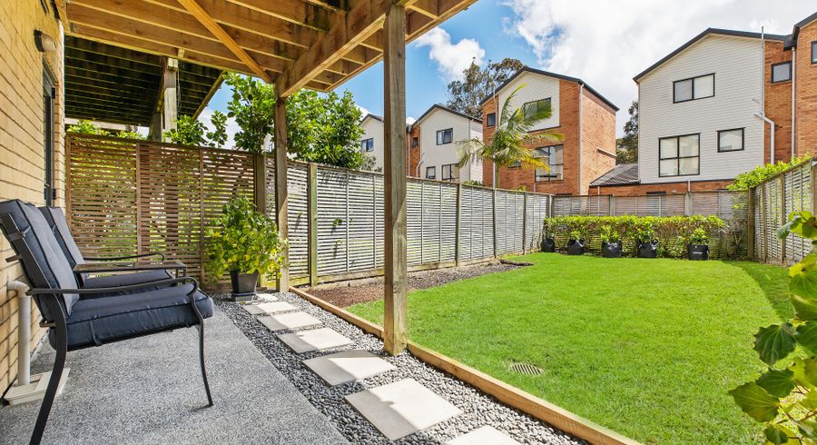  at 60/172 Mcleod Road, Te Atatu South, Auckland