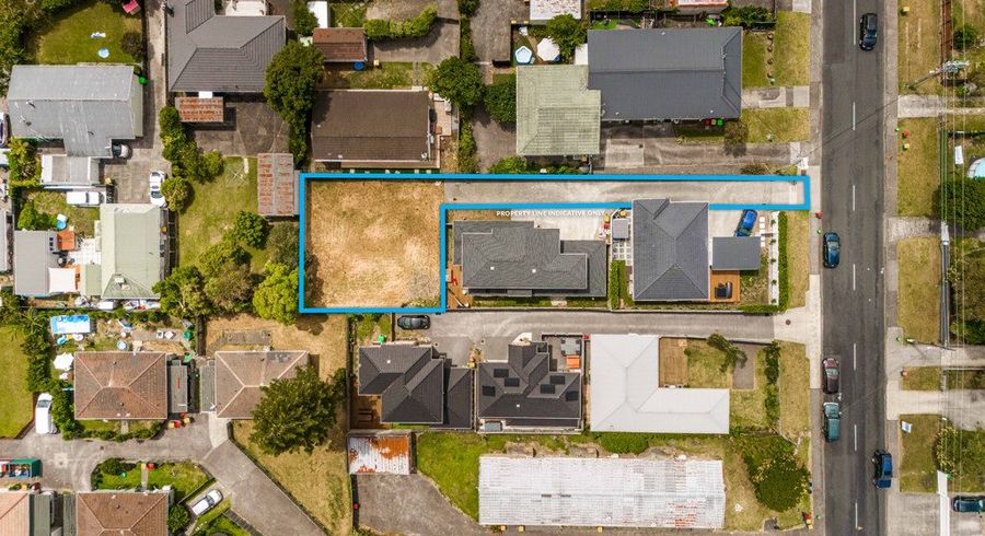  at 742B Te Atatu Road, Te Atatu Peninsula, Waitakere City, Auckland