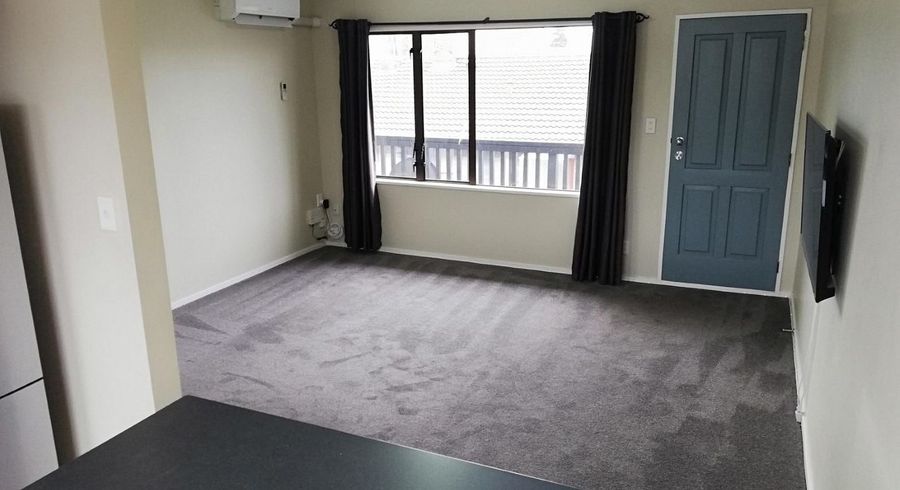  at 4/31 Brockworth Place, Riccarton, Christchurch City, Canterbury