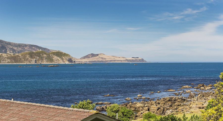  at 111A Breaker Bay Road, Breaker Bay, Wellington, Wellington