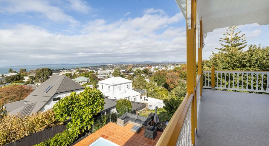  at 15 Sealy Road, Bluff Hill, Napier, Hawke's Bay
